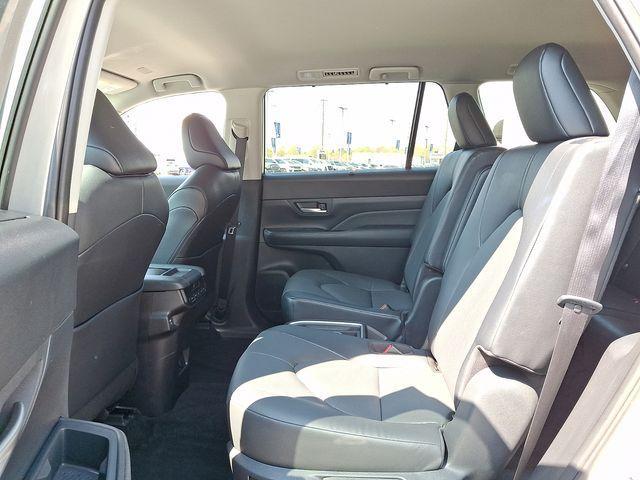 used 2025 Toyota Grand Highlander car, priced at $45,891
