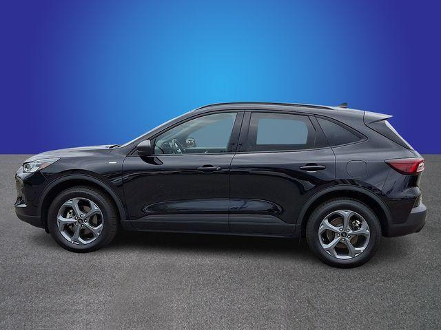 used 2025 Ford Escape car, priced at $25,440