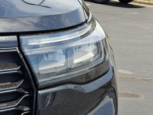 used 2025 Ford Explorer car, priced at $38,475