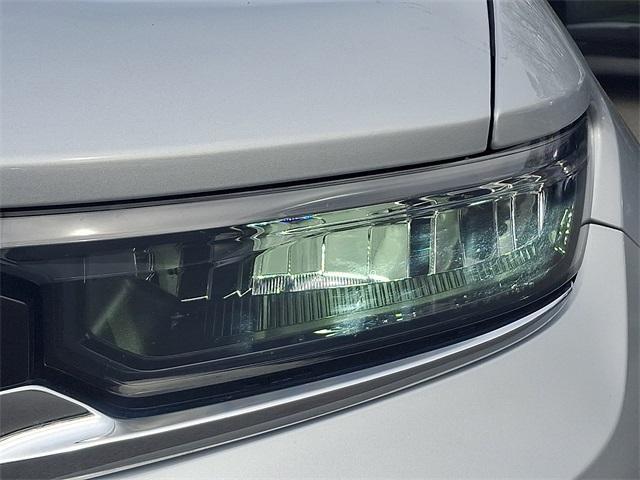 used 2025 Jeep Grand Cherokee car, priced at $39,341