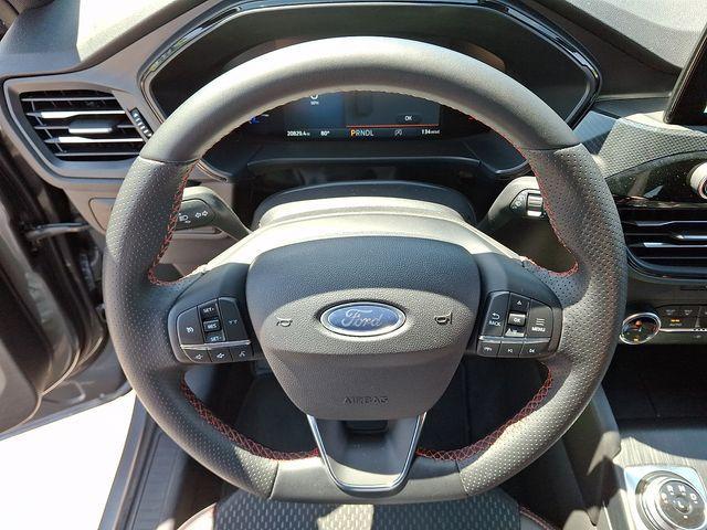 used 2025 Ford Escape car, priced at $25,341