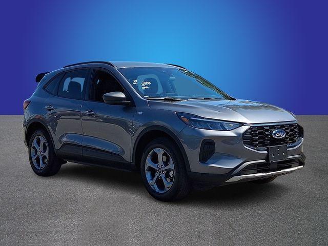 used 2025 Ford Escape car, priced at $25,341