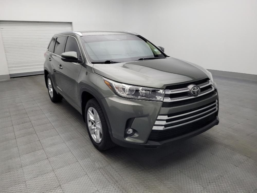 used 2019 Toyota Highlander car, priced at $25,995