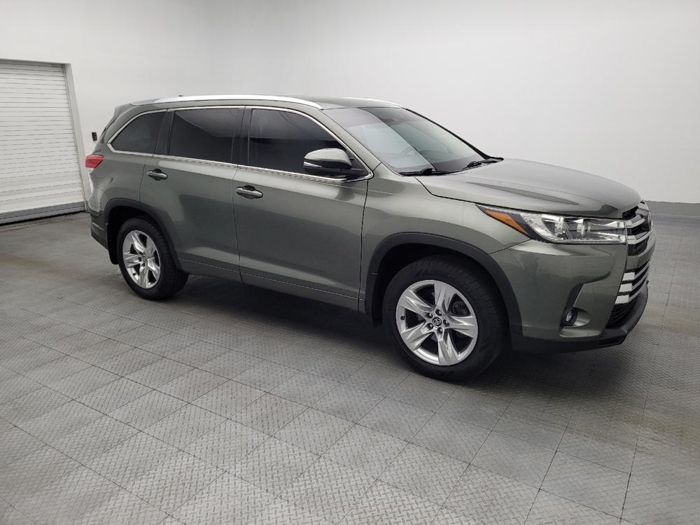 used 2019 Toyota Highlander car, priced at $25,995