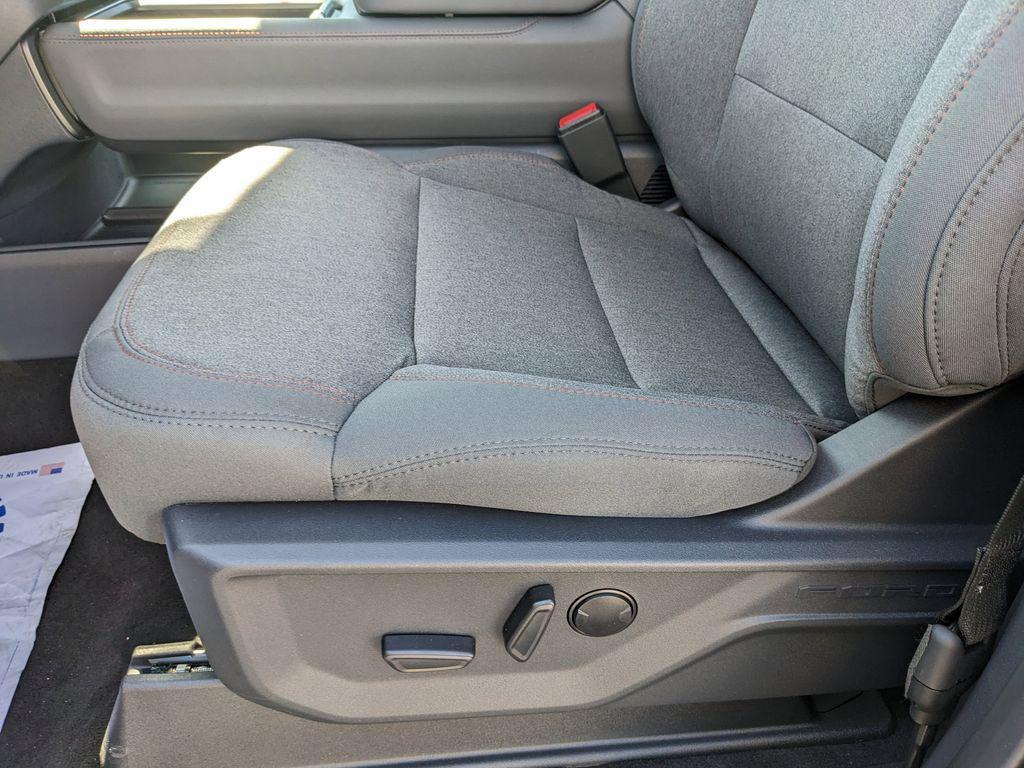 new 2025 Ford Expedition Max car, priced at $64,995