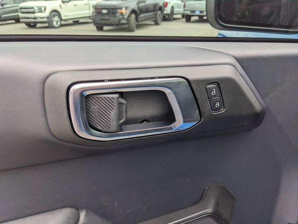 used 2025 Ford Bronco car, priced at $49,199