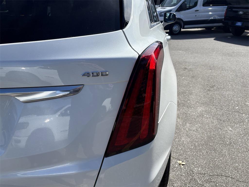 used 2021 Cadillac XT5 car, priced at $24,712