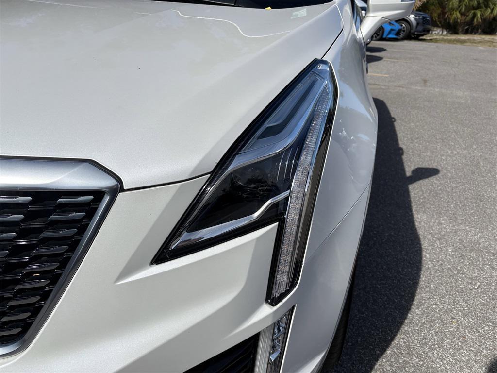 used 2021 Cadillac XT5 car, priced at $24,712