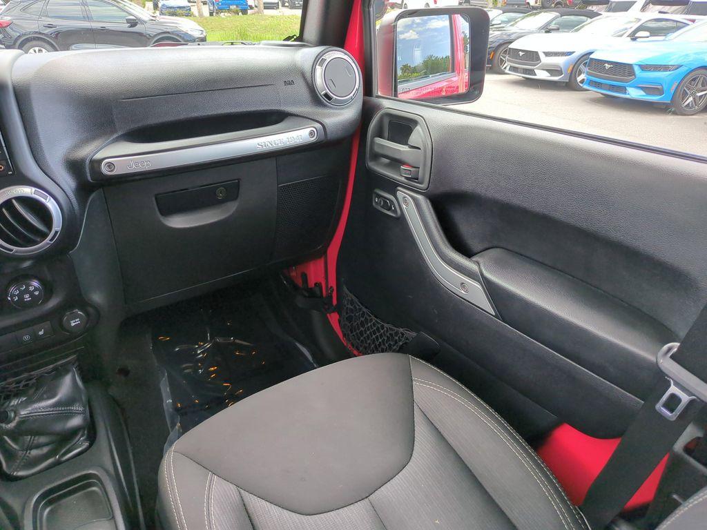 used 2015 Jeep Wrangler Unlimited car, priced at $22,084