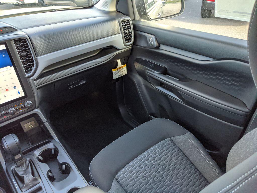 new 2025 Ford Ranger car, priced at $27,995