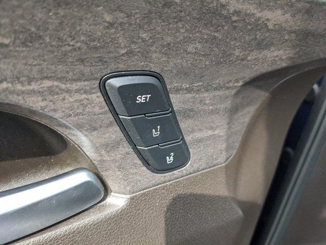 used 2020 Hyundai Santa Fe car, priced at $17,107