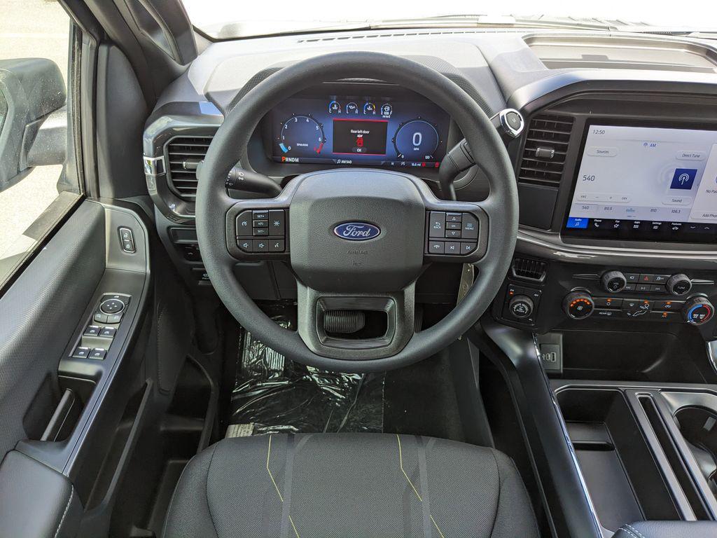 new 2025 Ford F-150 car, priced at $43,995