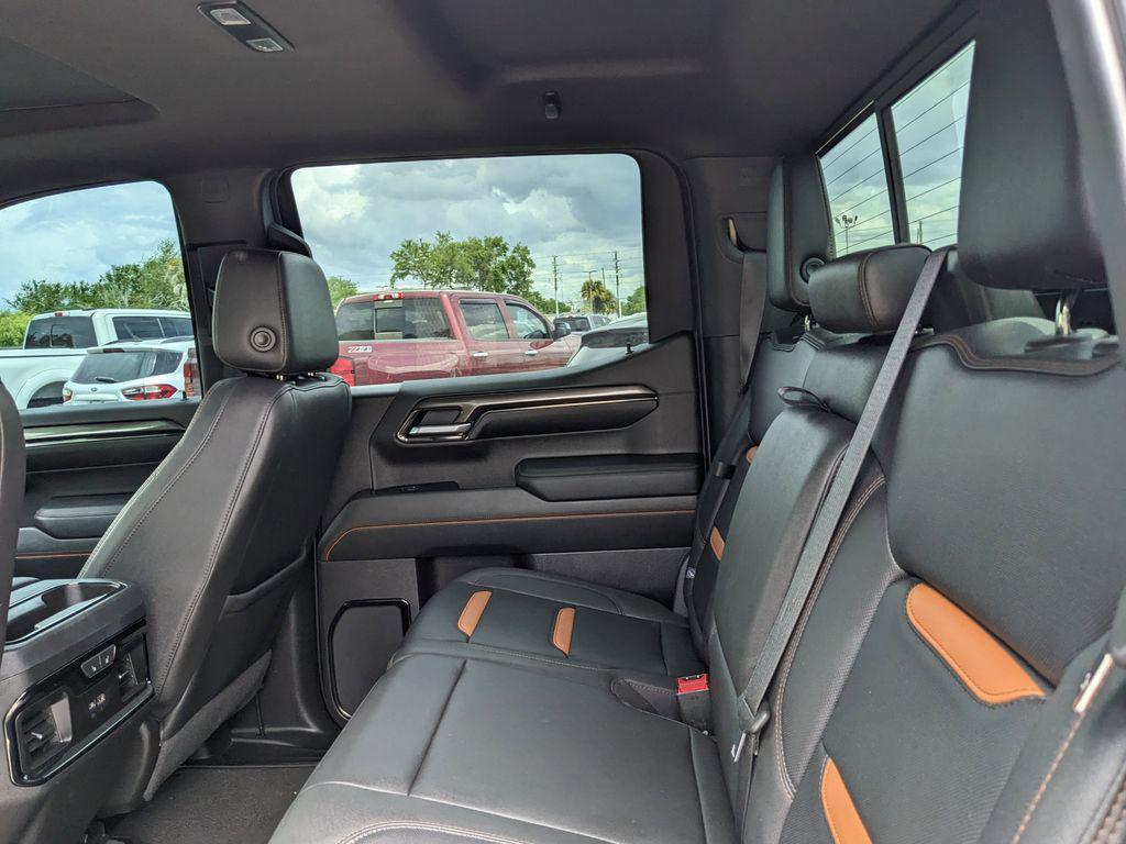 used 2022 GMC Sierra 1500 car, priced at $41,614