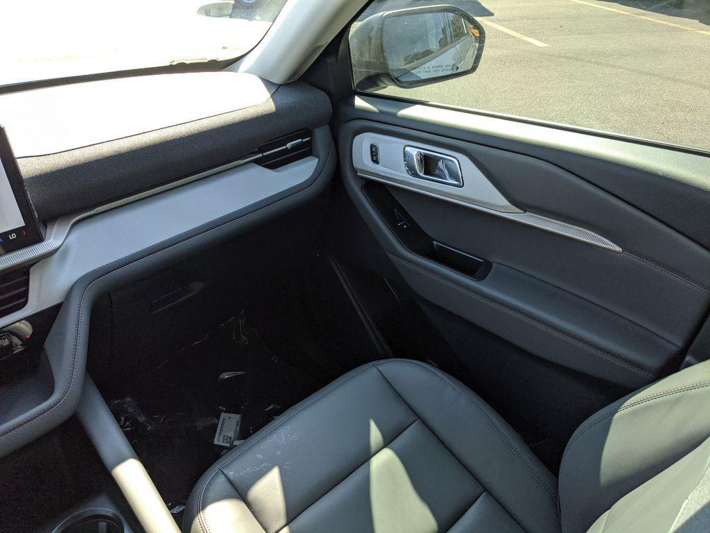 new 2026 Ford Explorer car, priced at $36,995