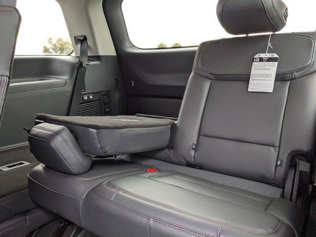 new 2025 Ford Expedition car, priced at $65,995