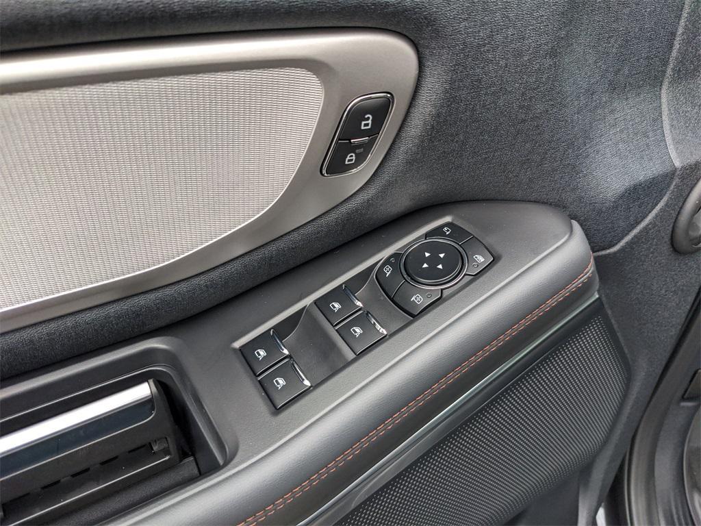 new 2025 Ford Expedition car, priced at $70,435