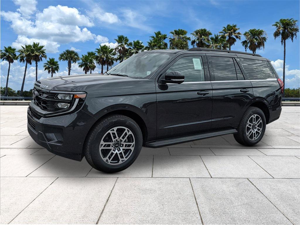 new 2025 Ford Expedition car, priced at $70,435