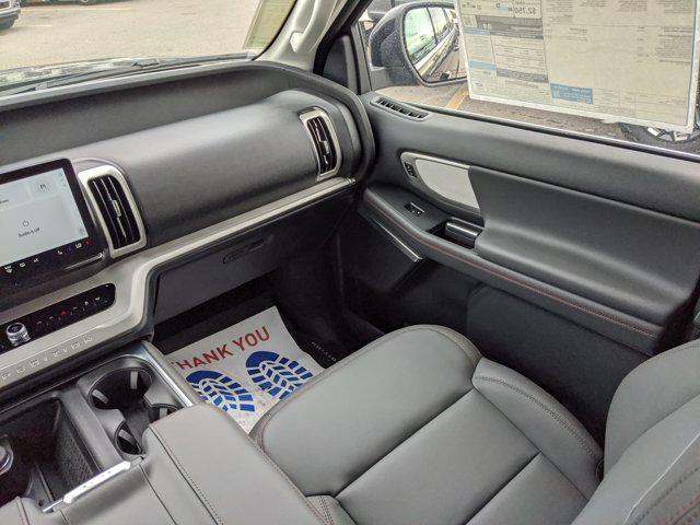 new 2025 Ford Expedition car, priced at $65,995