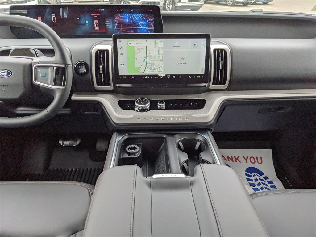 new 2025 Ford Expedition car, priced at $70,435
