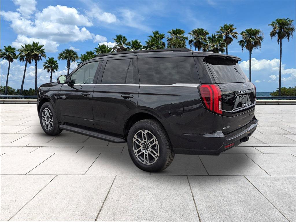 new 2025 Ford Expedition car, priced at $70,435