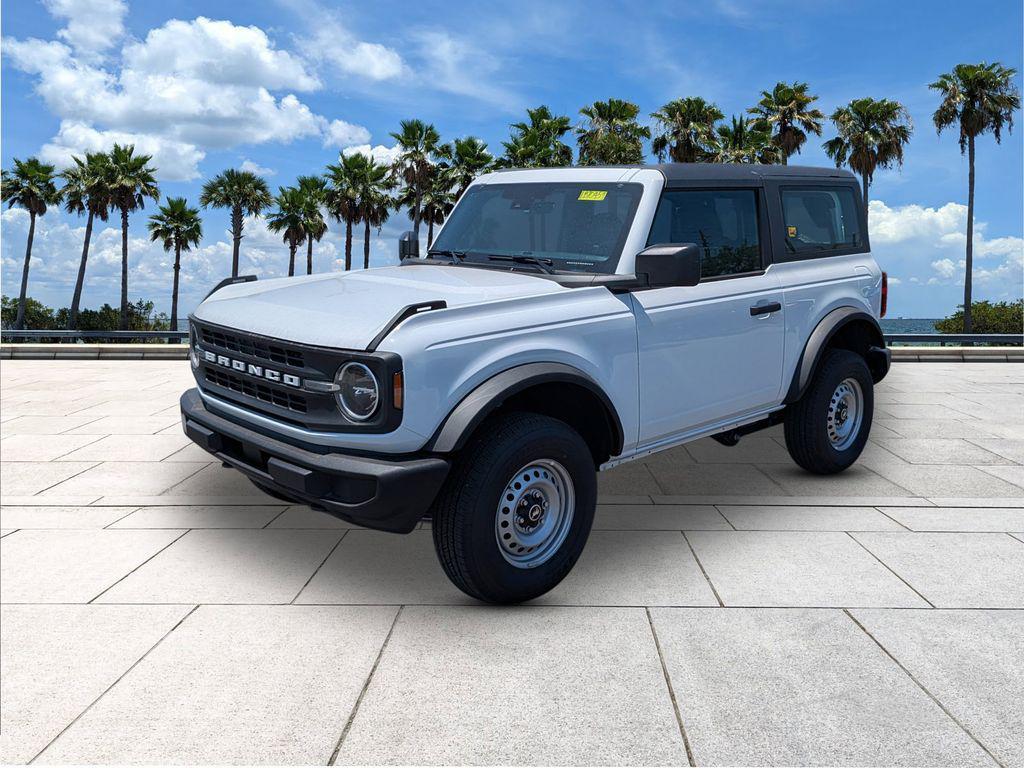 new 2025 Ford Bronco car, priced at $41,080