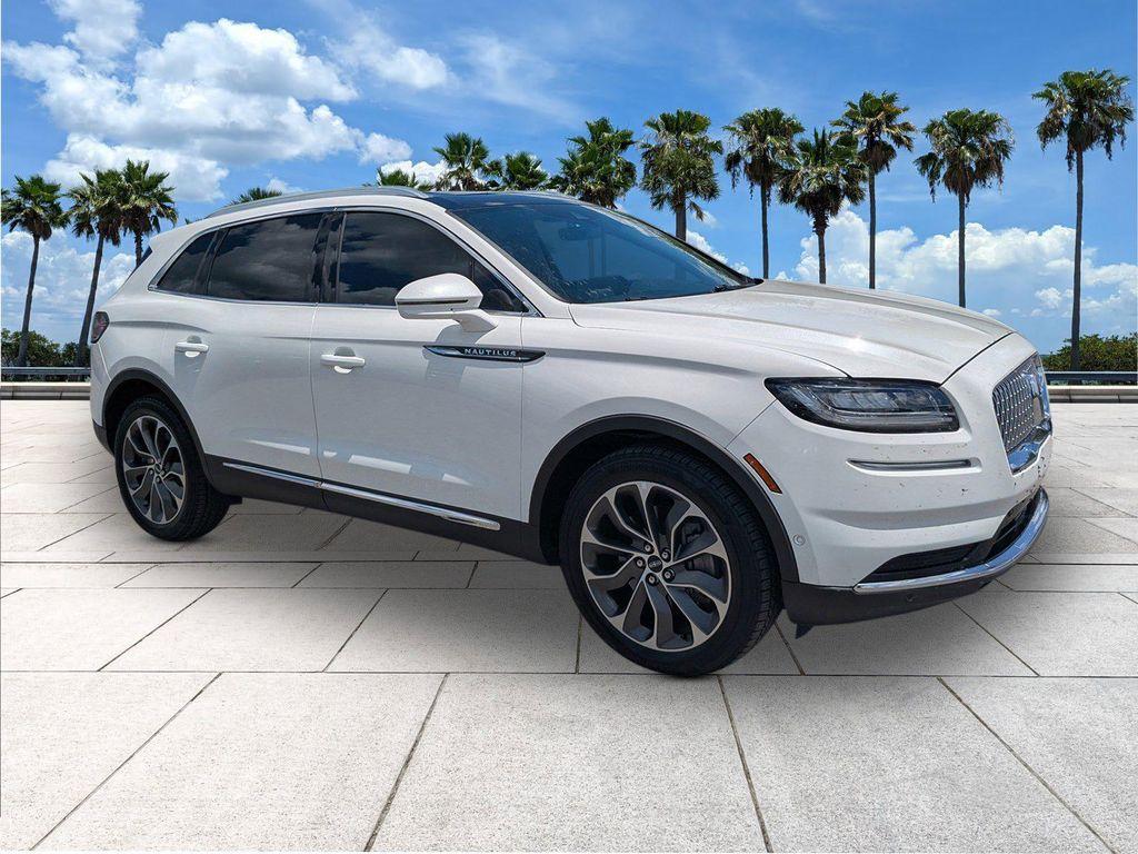used 2021 Lincoln Nautilus car, priced at $30,562