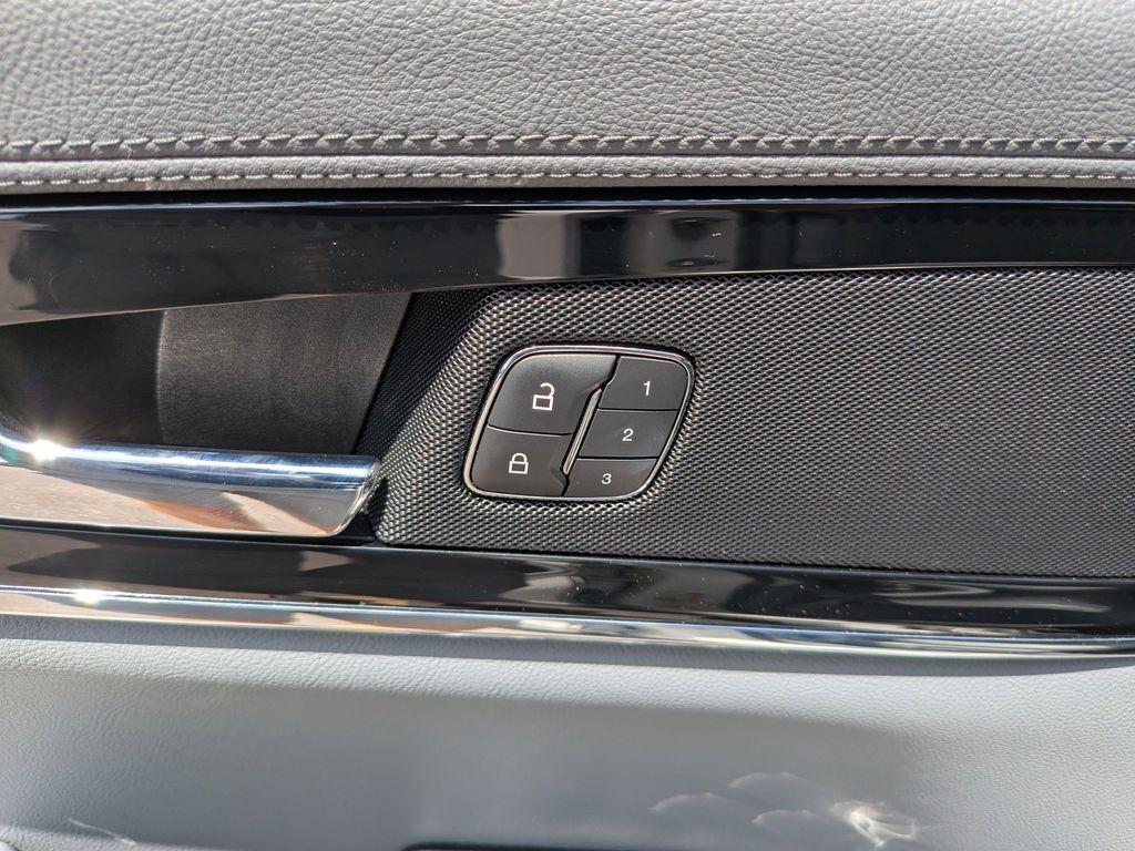 used 2023 Lincoln Nautilus car, priced at $37,584