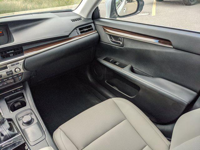 used 2017 Lexus ES 350 car, priced at $21,726