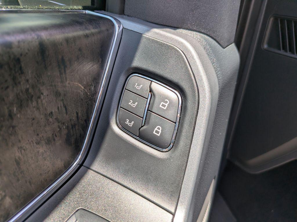 used 2024 Ford F-250 car, priced at $64,197
