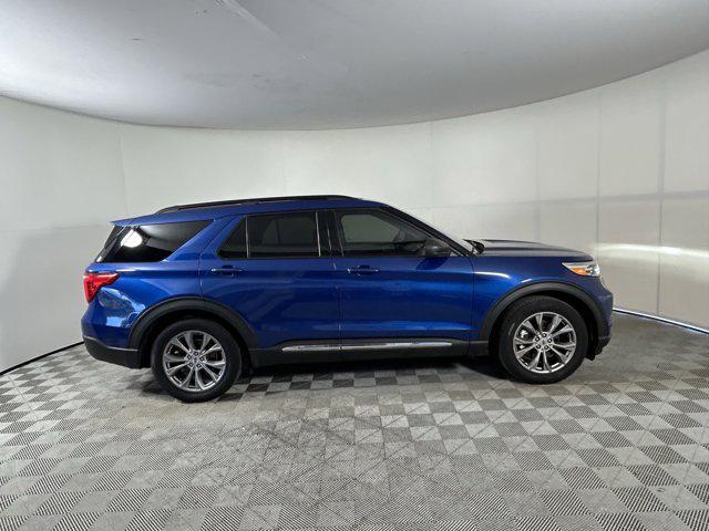 2022 ATLAS BLUE METALLIC Ford Explorer
