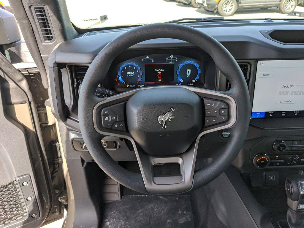 new 2025 Ford Bronco car, priced at $39,995