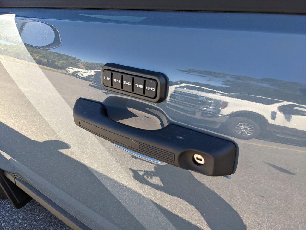 new 2025 Ford Bronco Sport car, priced at $26,995