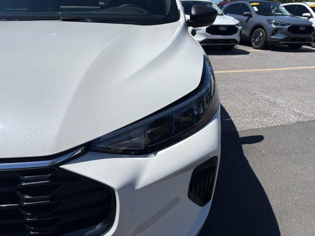 new 2026 Ford Escape car, priced at $31,995