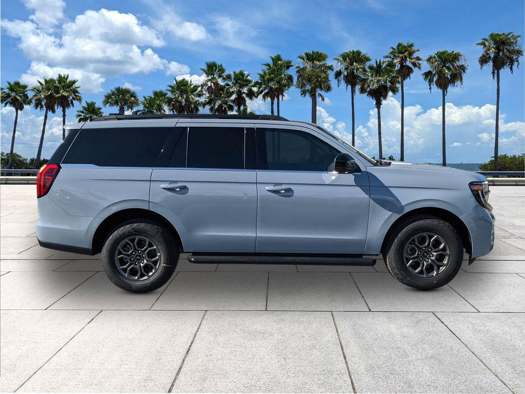 new 2025 Ford Expedition car, priced at $58,995