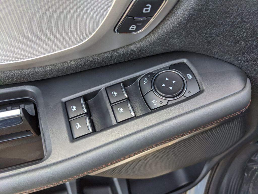 new 2025 Ford Expedition car, priced at $58,995