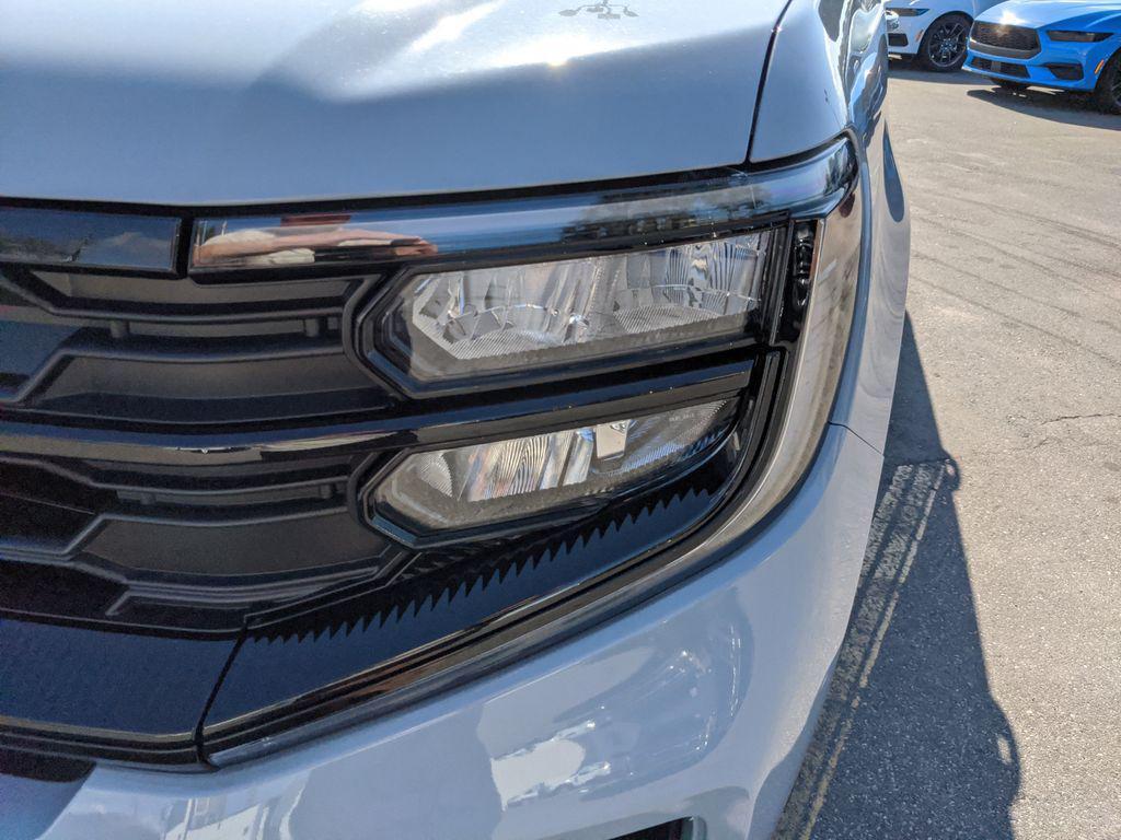 new 2025 Ford Expedition car, priced at $58,995