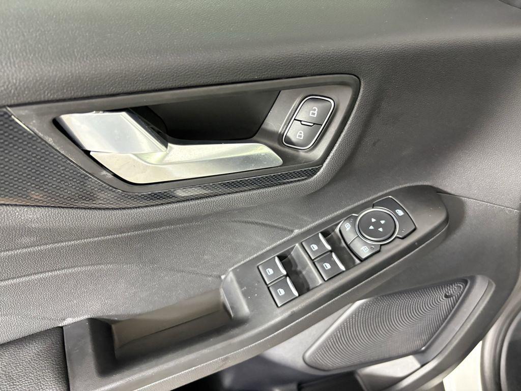 new 2025 Ford Escape car, priced at $25,995