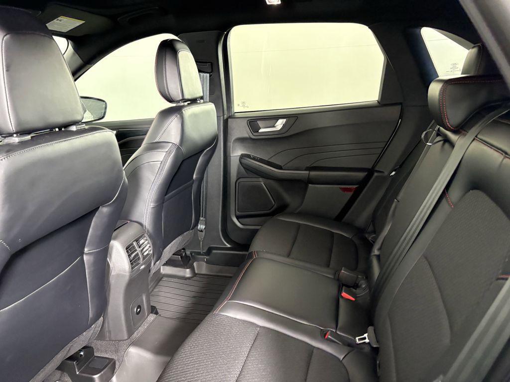 new 2025 Ford Escape car, priced at $25,995