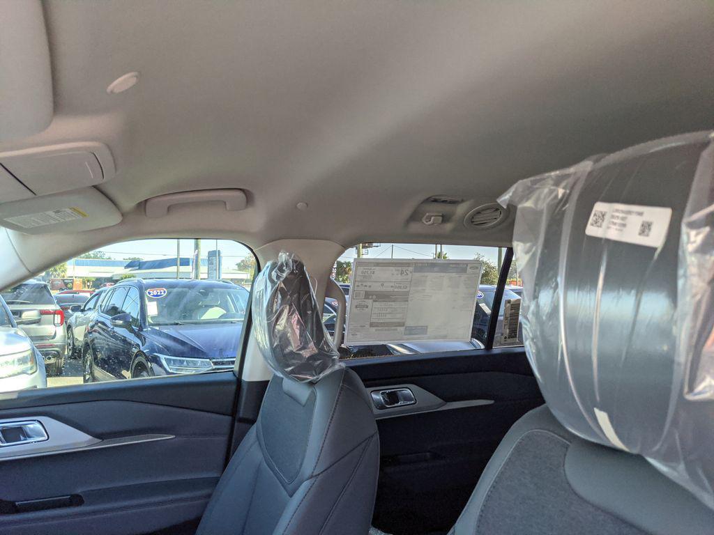 new 2026 Ford Explorer car, priced at $39,080
