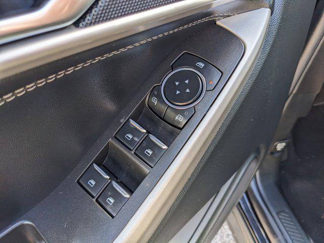 used 2024 Ford Explorer car, priced at $30,996