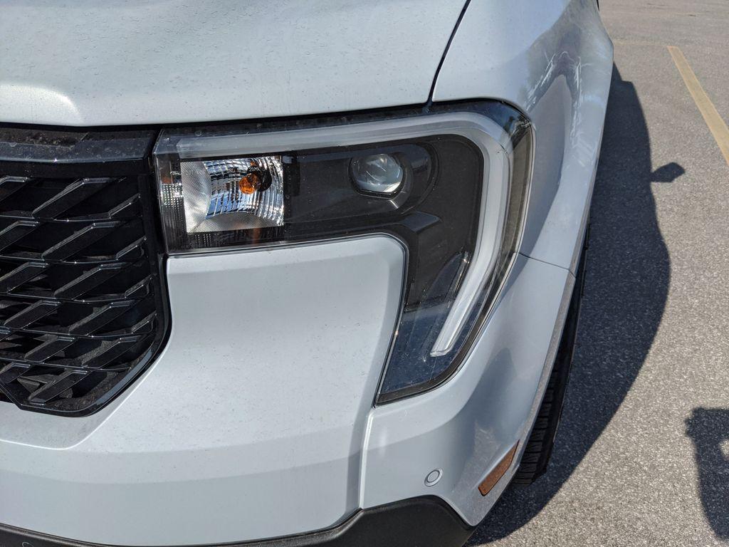 new 2025 Ford Maverick car, priced at $33,995