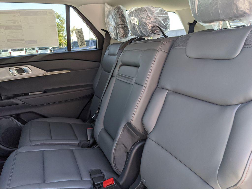 new 2026 Ford Explorer car, priced at $40,080
