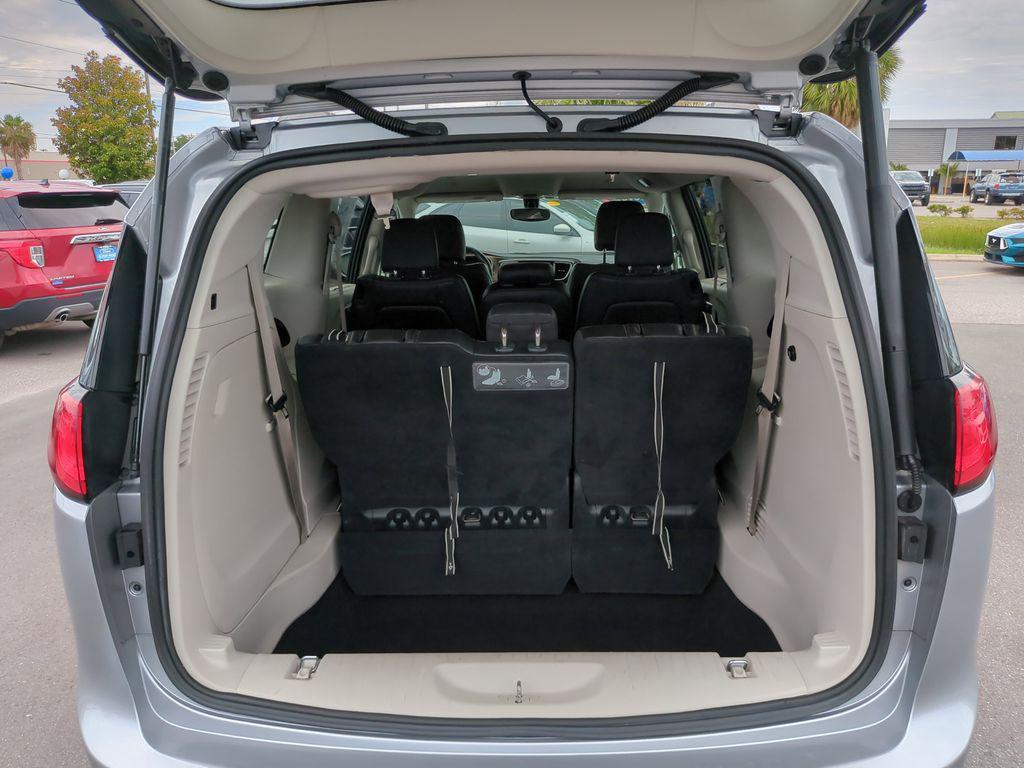 used 2018 Chrysler Pacifica car, priced at $16,769
