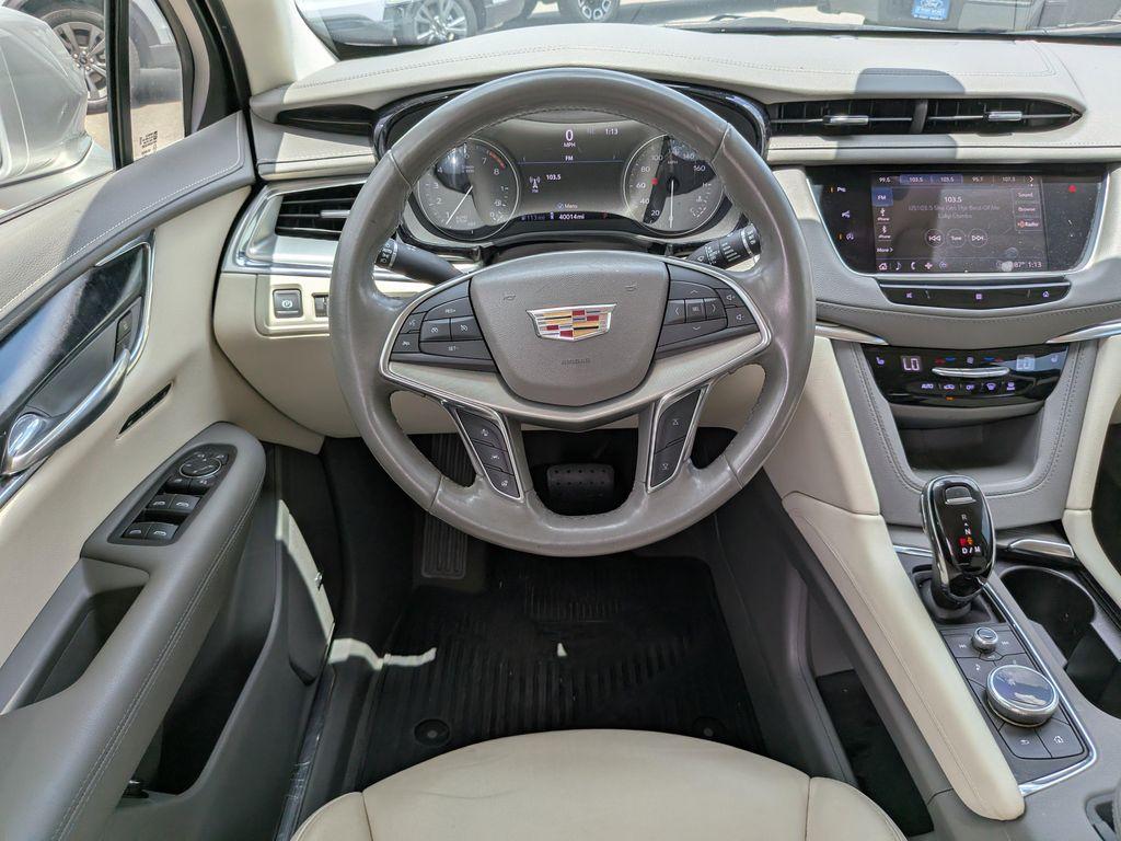 used 2020 Cadillac XT5 car, priced at $24,745