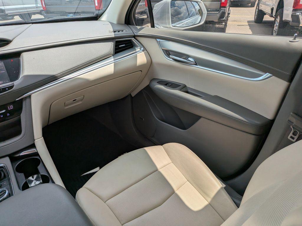 used 2020 Cadillac XT5 car, priced at $24,745