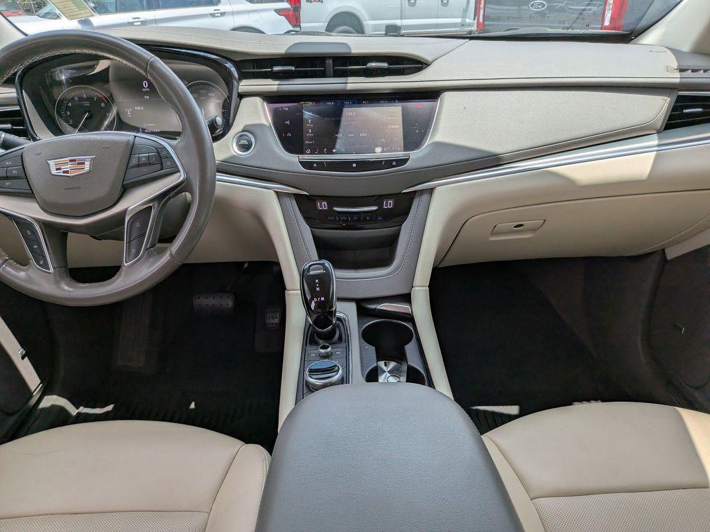 used 2020 Cadillac XT5 car, priced at $24,745