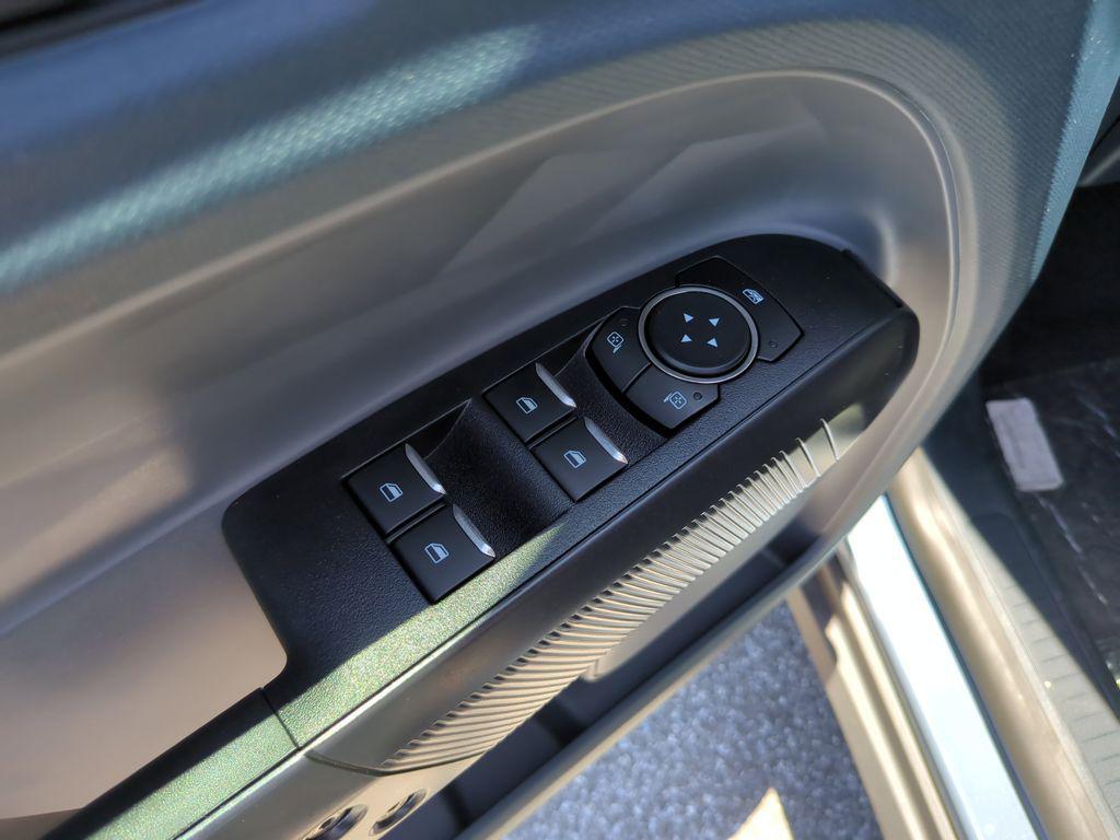 new 2025 Ford Maverick car, priced at $35,080