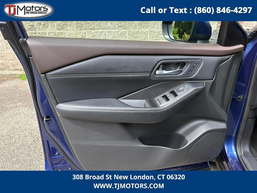 used 2023 Nissan Rogue car, priced at $23,095