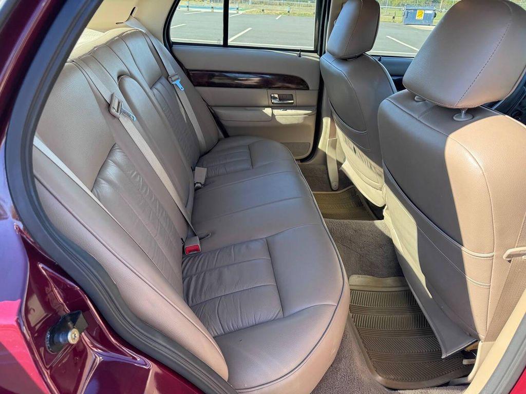 used 2005 Mercury Grand Marquis car, priced at $9,998