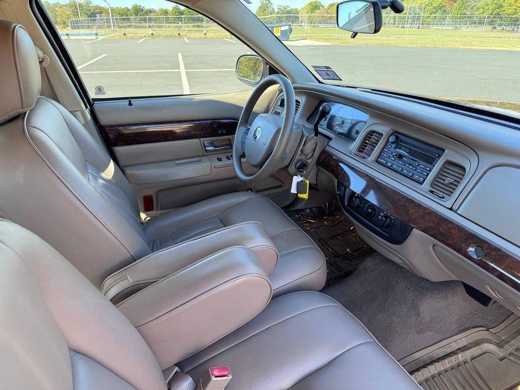 used 2005 Mercury Grand Marquis car, priced at $9,998